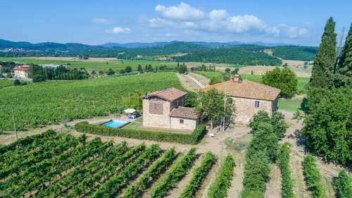 Villa Priscilla, with private pool 24 Villas in Italy