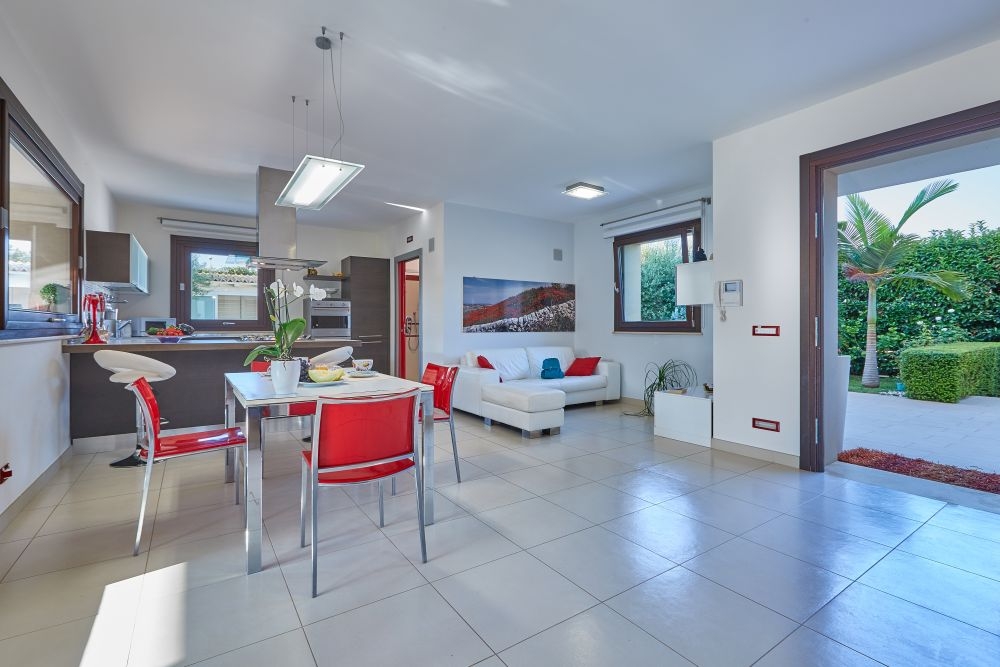 Villa Marbella, a short walk from the beach 10 Villas in Italy