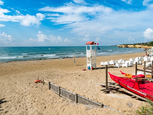 Casa Ulisse, sea front property 2 Villas in Italy