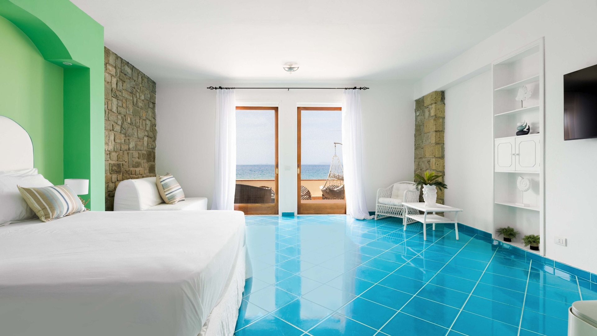 Casa Di Marcia, seafront with dipping pool 22 Villas in Italy