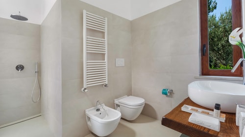 Villa Carmela, with private pool and tennis court 28 Villas in Italy