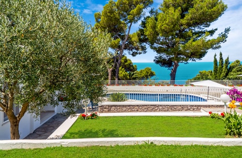 Villa Vento Blu, Exclusive Luxury in Capri 0 Villas in Italy