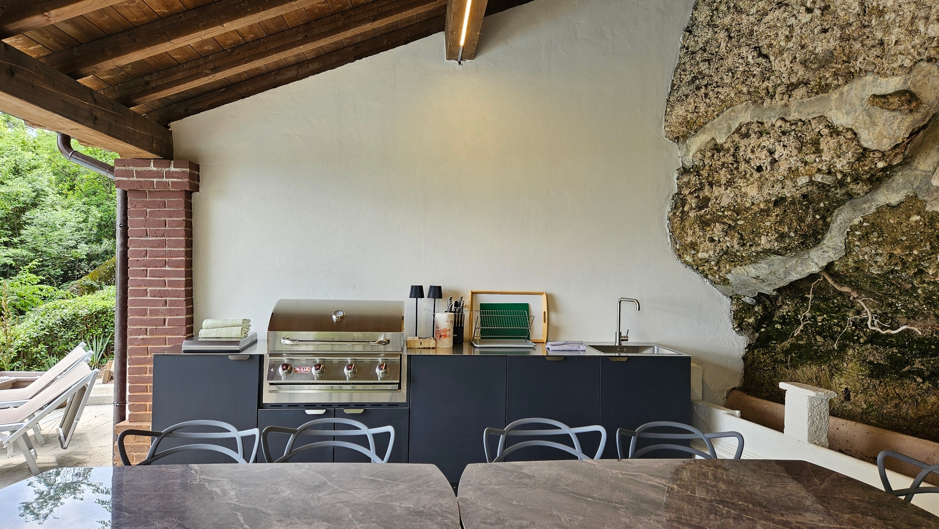 Villa Cadenza - Private villa with lake views 36 Villas in Italy