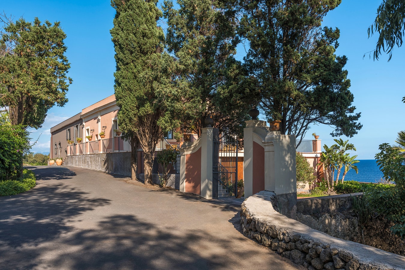 Villa Respiro - Historic Luxury Estate 47 Villas in Italy