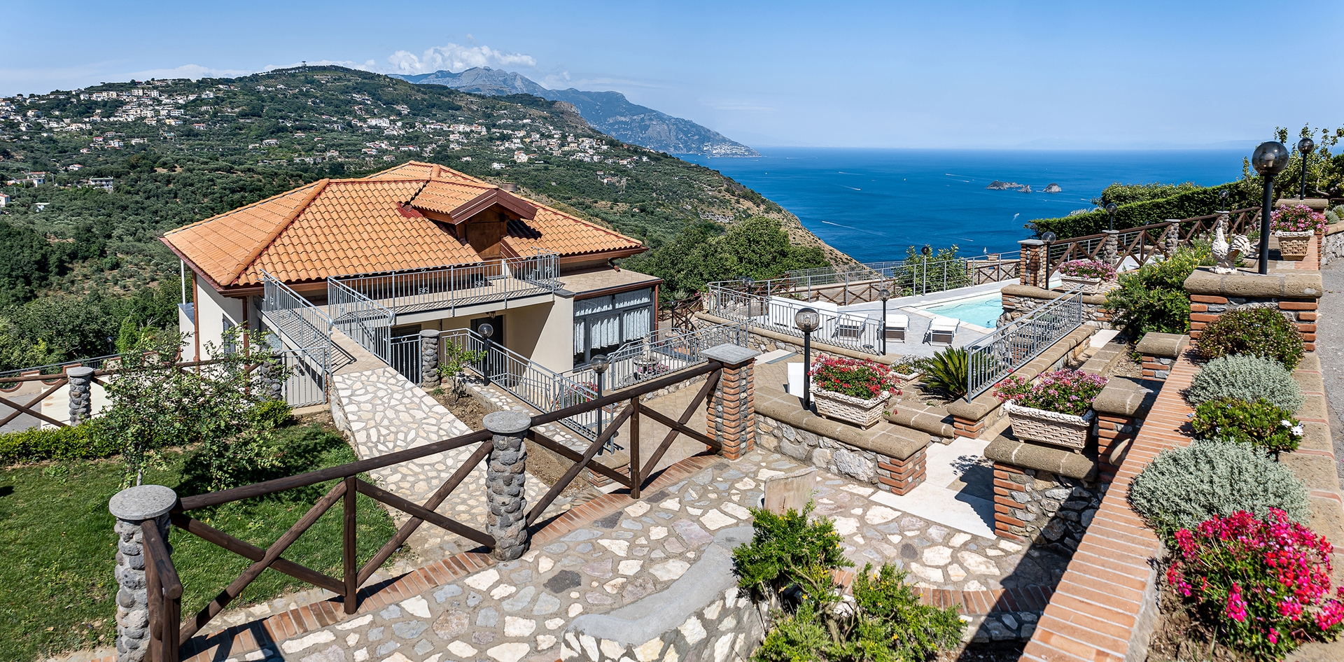 Villa Marcella with private pool and sea views 38 Villas in Italy