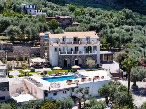 Villa Riggiola, Historic Villa with Sea Views 1 Villas in Italy