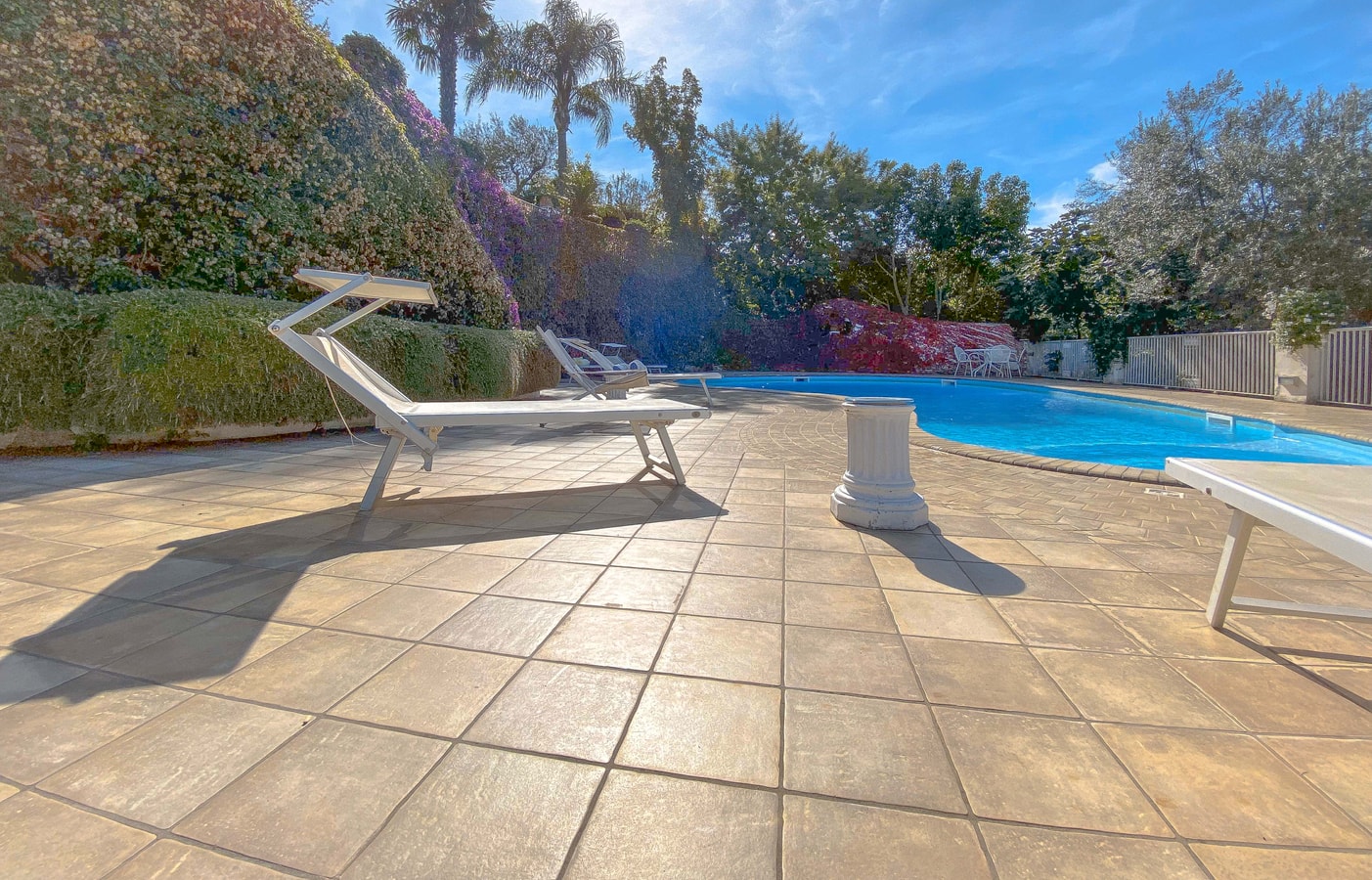 Casa Le Onde, with private terrace, shared pool 17 Villas in Italy