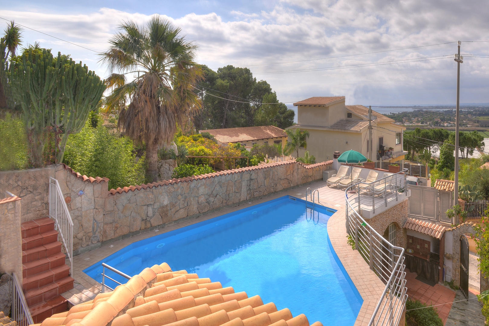 VILLA MARGO - SYRACUSE 16 Villas in Italy