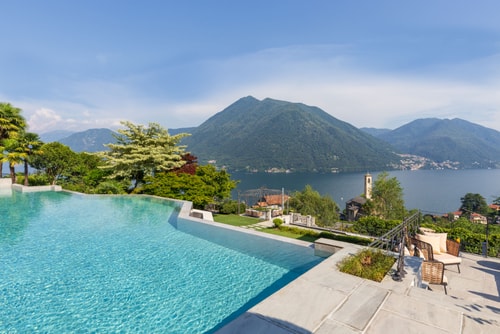 Villa Classica, Historic villa with lake views 41 Villas in Italy