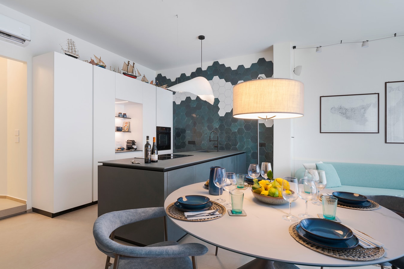 Casa Mazzaro, Taormina apartment 20 metres from the beach 11 Villas in Italy