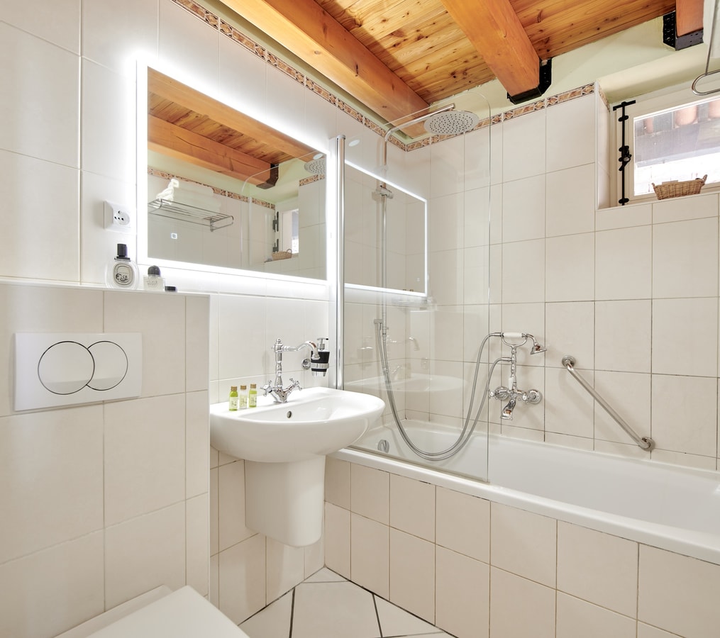 Villa Vetroslava - Waterfront villa with pool, Brac Island 27 My Villa Breaks