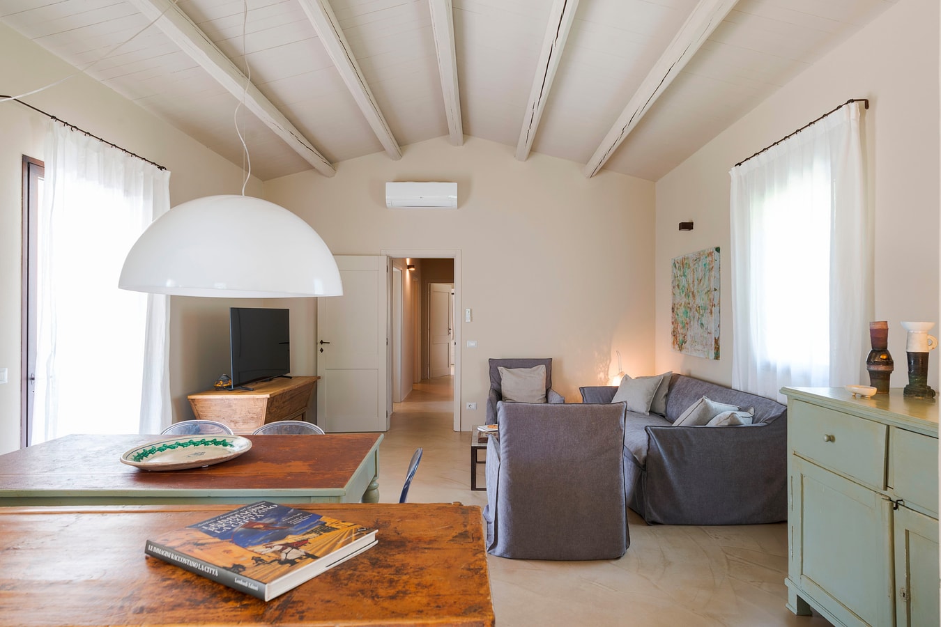 Casa Carol (Bianco) - Villa with shared pool 12 Villas in Italy
