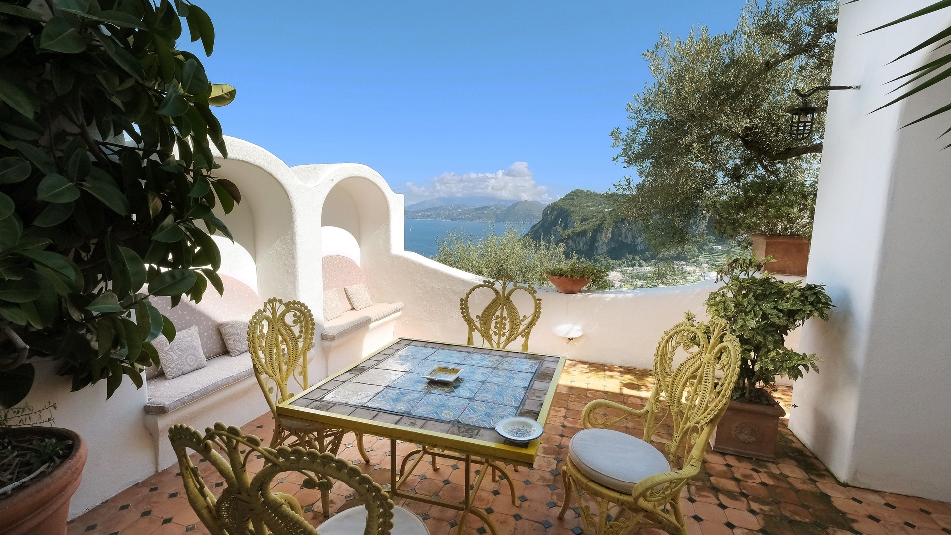 Villa Fernanda - Two villas with pool in Capri 47 Villas in Italy