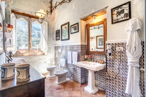 Villa San Giacomo, Unique villa with pool and sea views 29 Villas in Italy