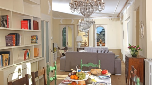 Villa Cadenza - Private villa with lake views 10 Villas in Italy