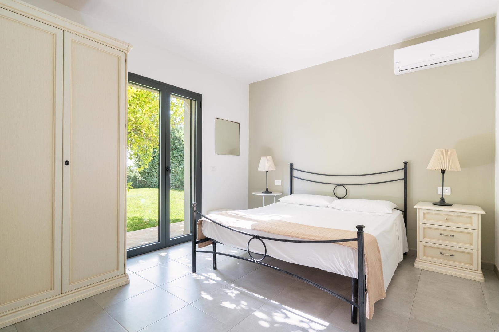 Cavaliere Estate - Independent villas on country estate 17 Villas in Italy