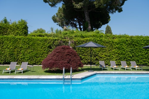 Villa Nilda - Private lakefront property with pool 56 Italian Breaks