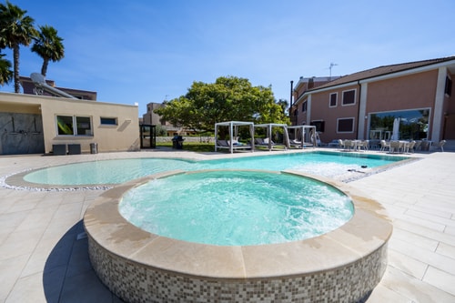 Villa Siracusa, in town centre 61 Villas in Italy