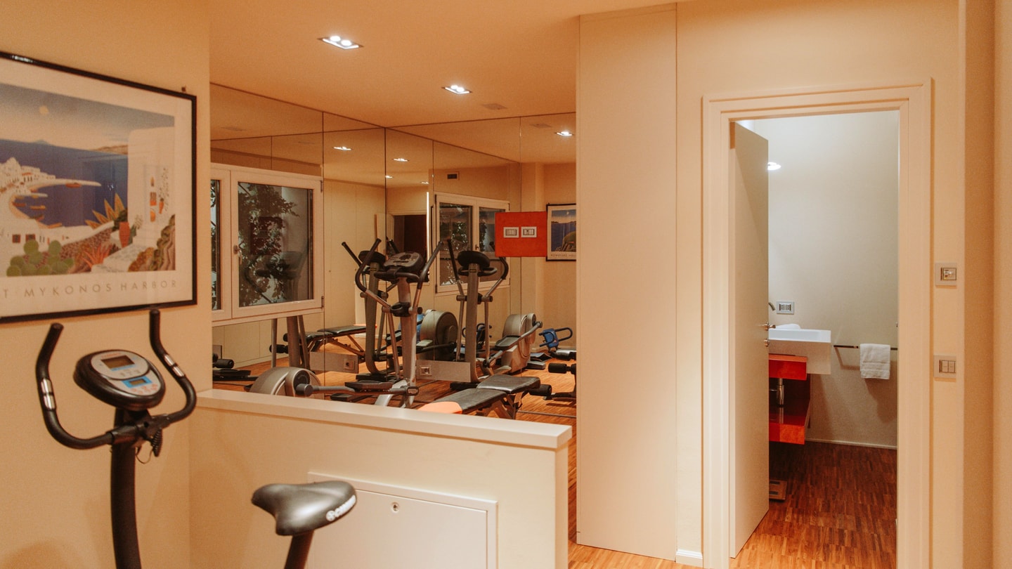 Villa Acquabella with lake views and pool 41 Villas in Italy