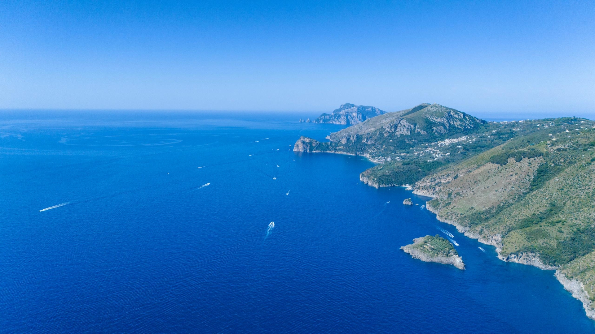 Casa dei Limoni - peaceful retreat with sea views 40 Villas in Italy