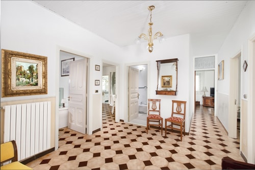 Villa Bionda, with sea views and private pool 17 Villas in Italy