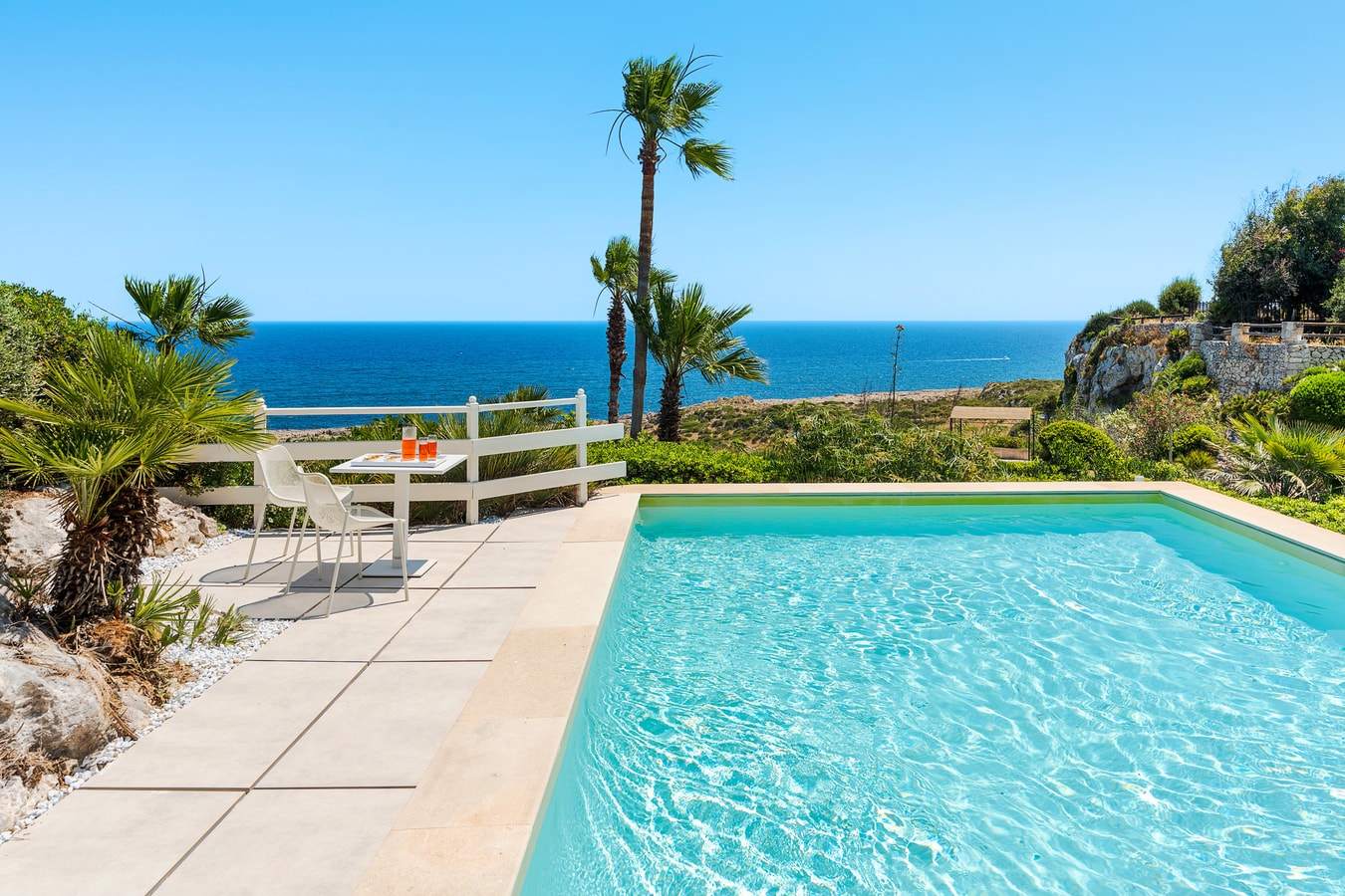 Villa Catrice - Seafront villa with private pool 1 Villas in Italy