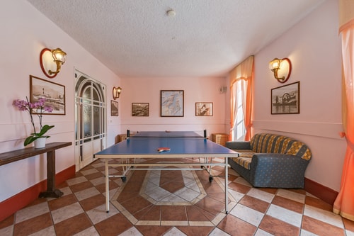 Villa Dia, Lakeside Luxury Retreat 11 Villas in Italy
