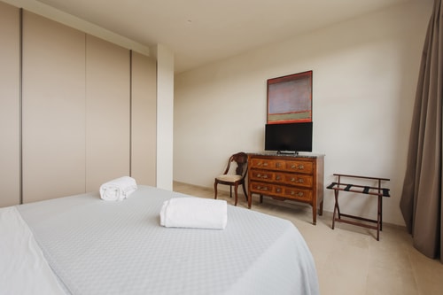 Villa Maris, Noto Villa with Pool & Country Views 33 Villas in Italy