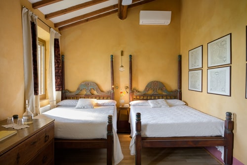 Villa Lissa - Large villa with private pool 26 Villas in Italy