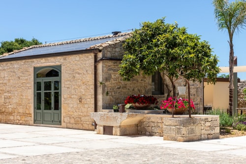 Villa Aulina, Private villa near Modica 40 Villas in Italy