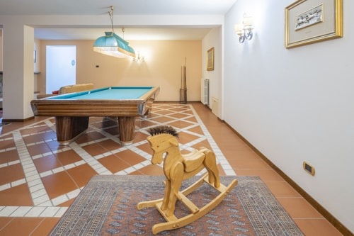 Villa Lavinia, with private pool, spa and gym 21 Villas in Italy