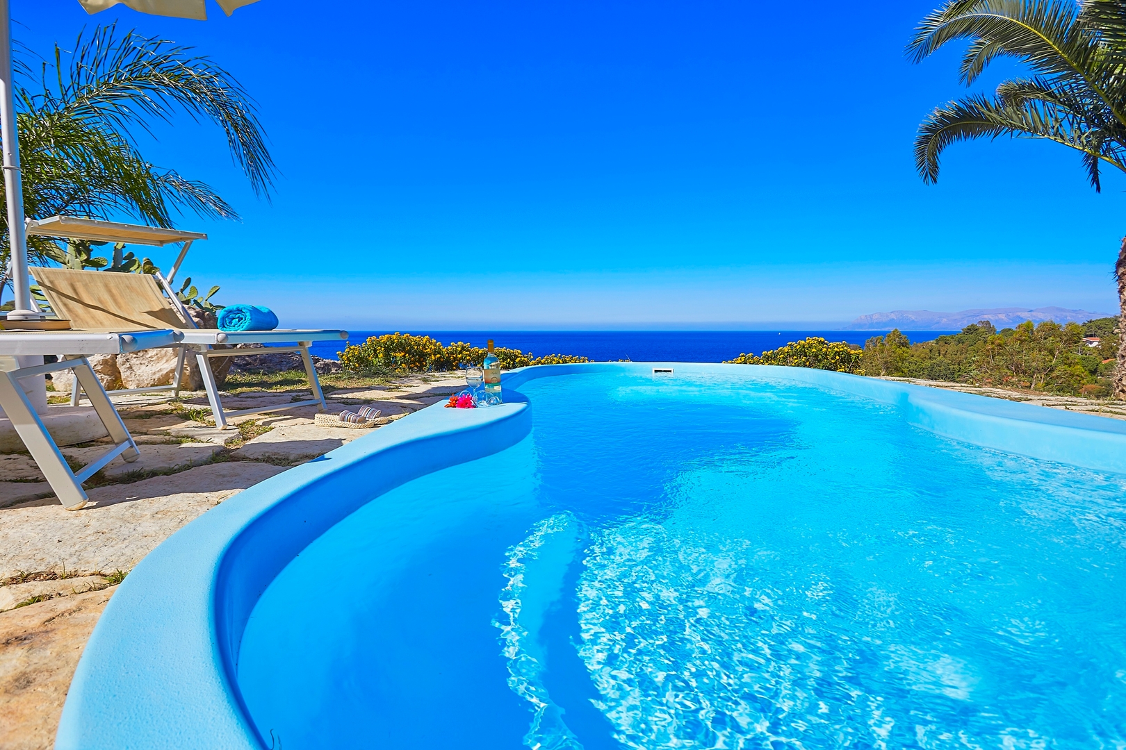 Villa Sicilia, near the sea 28 Villas in Italy