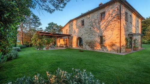 Villa Luminosa, Authentic Umbrian Charm 3 Italian Breaks