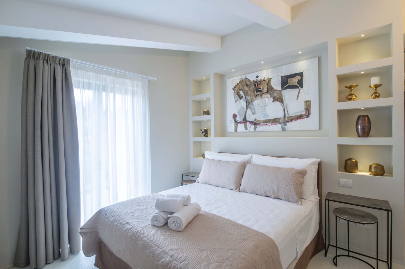 Alonza Estate - Large Countryside Estate 40 Villas in Italy