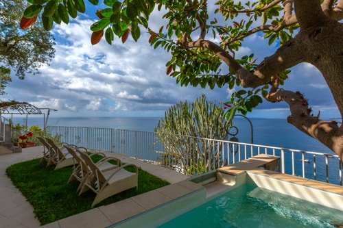 Casa Dalila, walking distance from Positano 58 Villas in Italy
