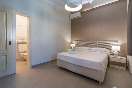 Villa Catrice - Seafront villa with private pool 26 Villas in Italy