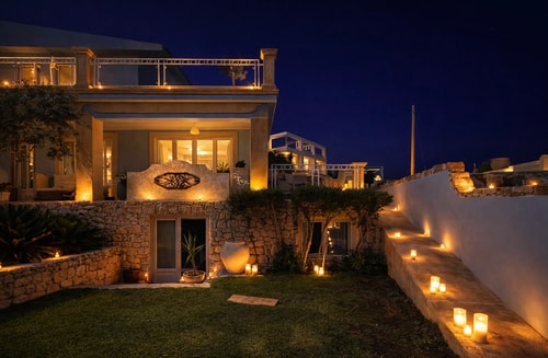 Villa Seranta, sea front villa near town 33 Villas in Italy