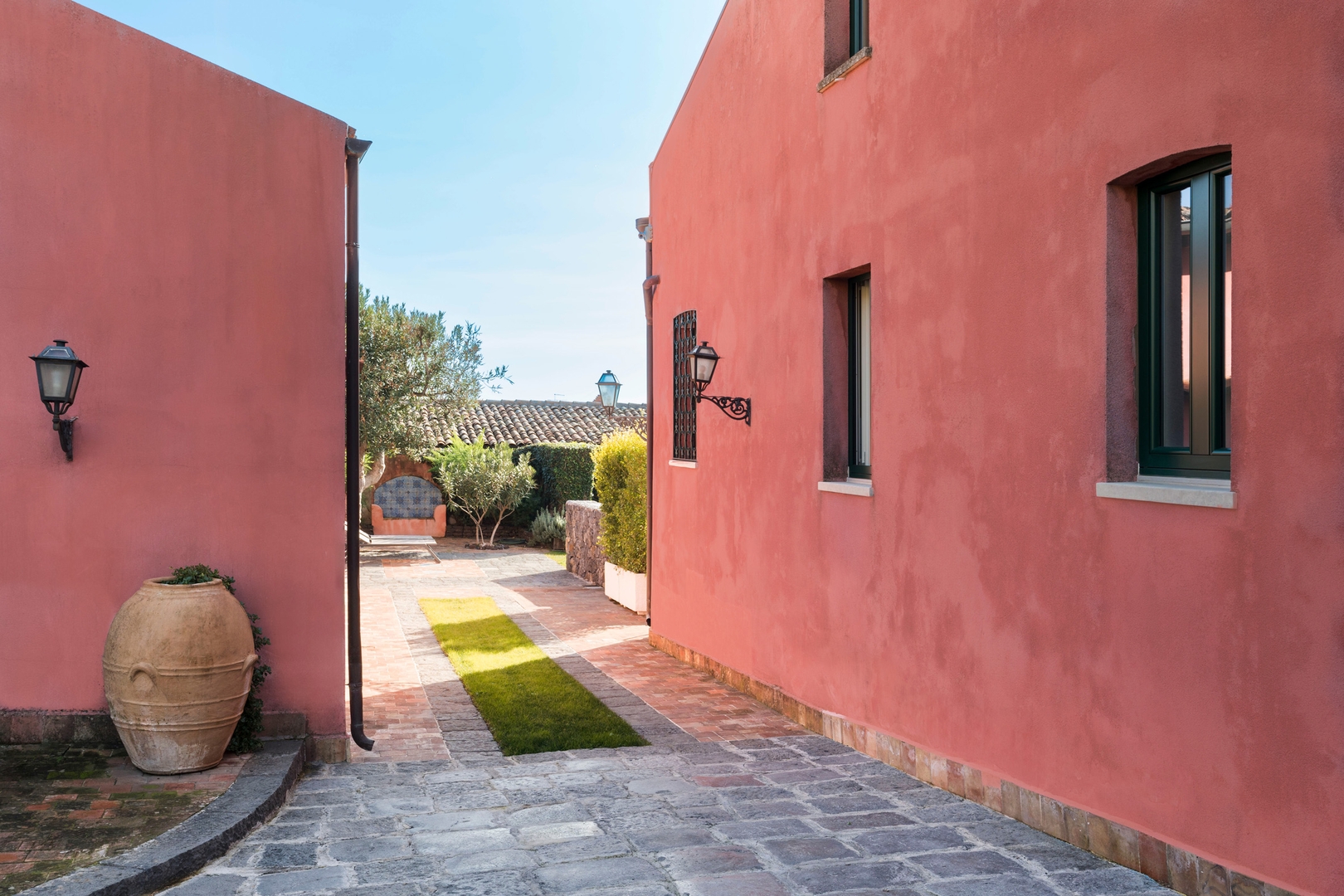 Villa Varanni near Catania 1 Villas in Italy