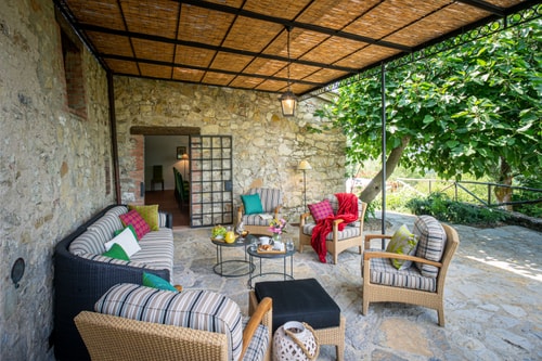Villa Gaiole – Tuscan Estate with Pool & Spa 5 Villas in Italy