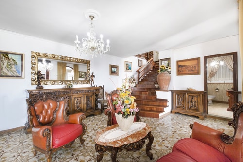 Villa Bionda, with sea views and private pool 14 Villas in Italy