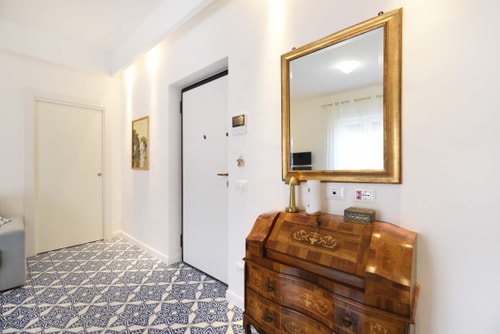 Casa Nizza, Apartment in Town Centre 23 Villas in Italy