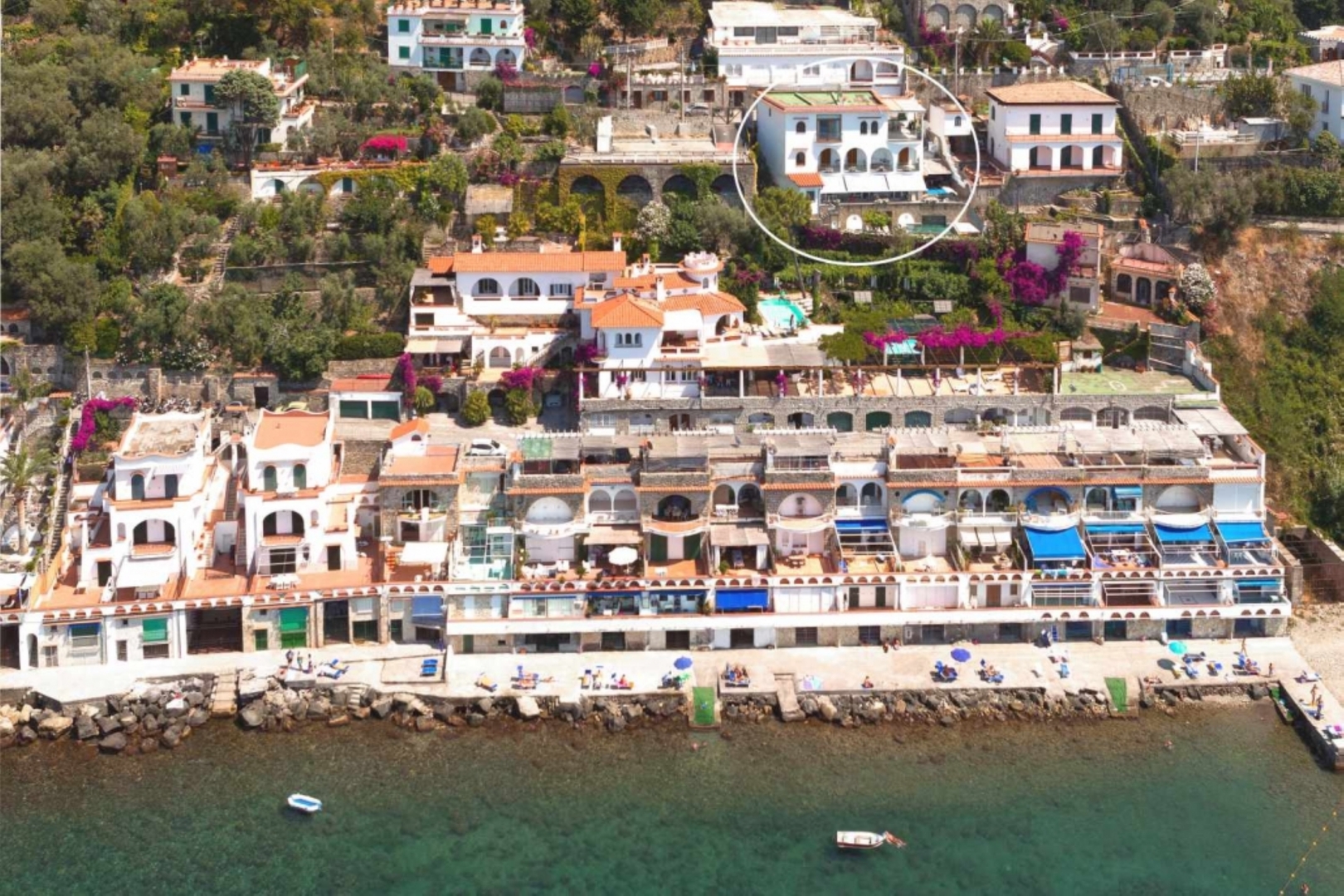 Villa Luce Di Mare, endless sea views 36 Villas in Italy