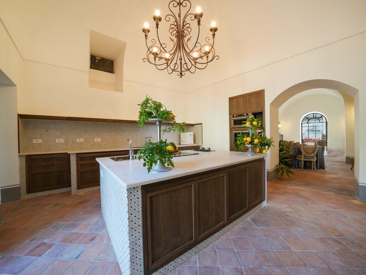 Villa Riggiola, Historic Villa with Sea Views 13 Villas in Italy