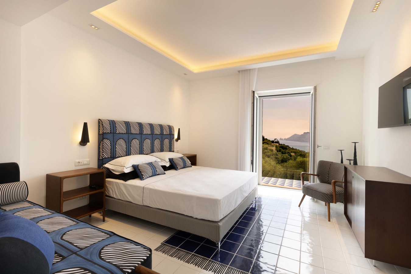 Villa Baia Serena, Panorama with Private Pool 15 Villas in Italy
