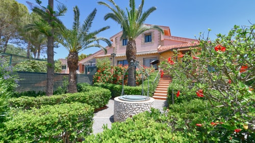 Villa Terra Di Luce, Mediterranean Charm near Syracuse 45 Villas in Italy