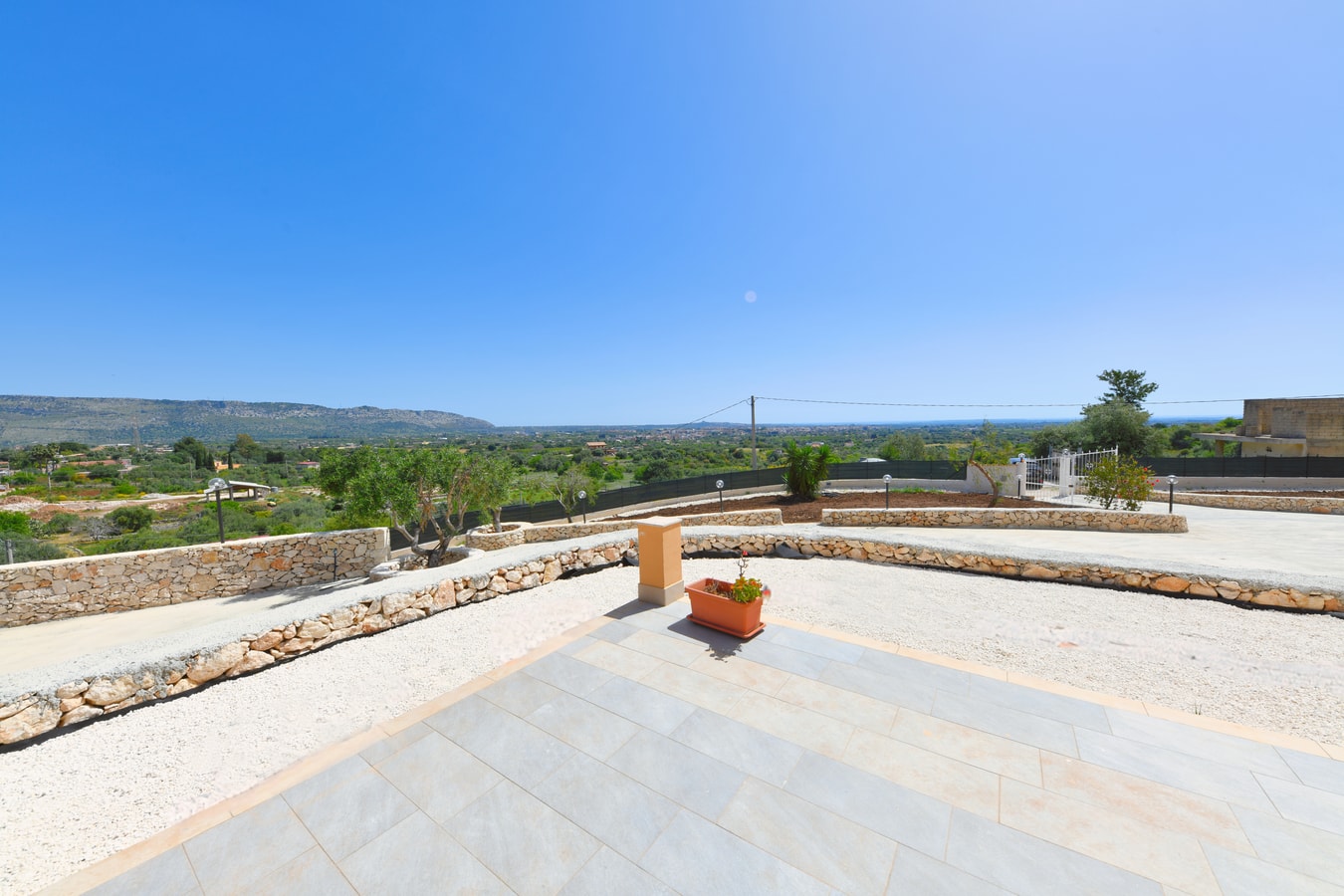 Villa Luce, close to town 44 Villas in Italy