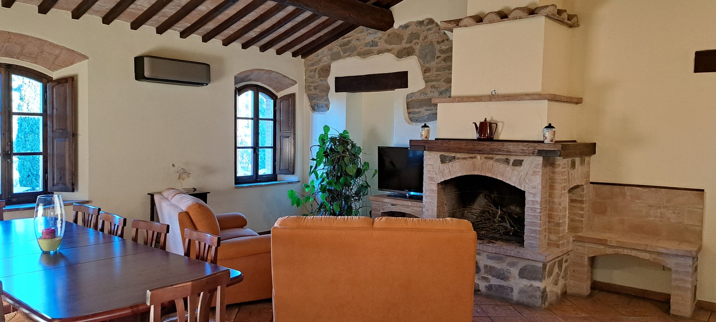 Villa Amiata - Tuscan Farmhouse with private pool 4 Villas in Italy