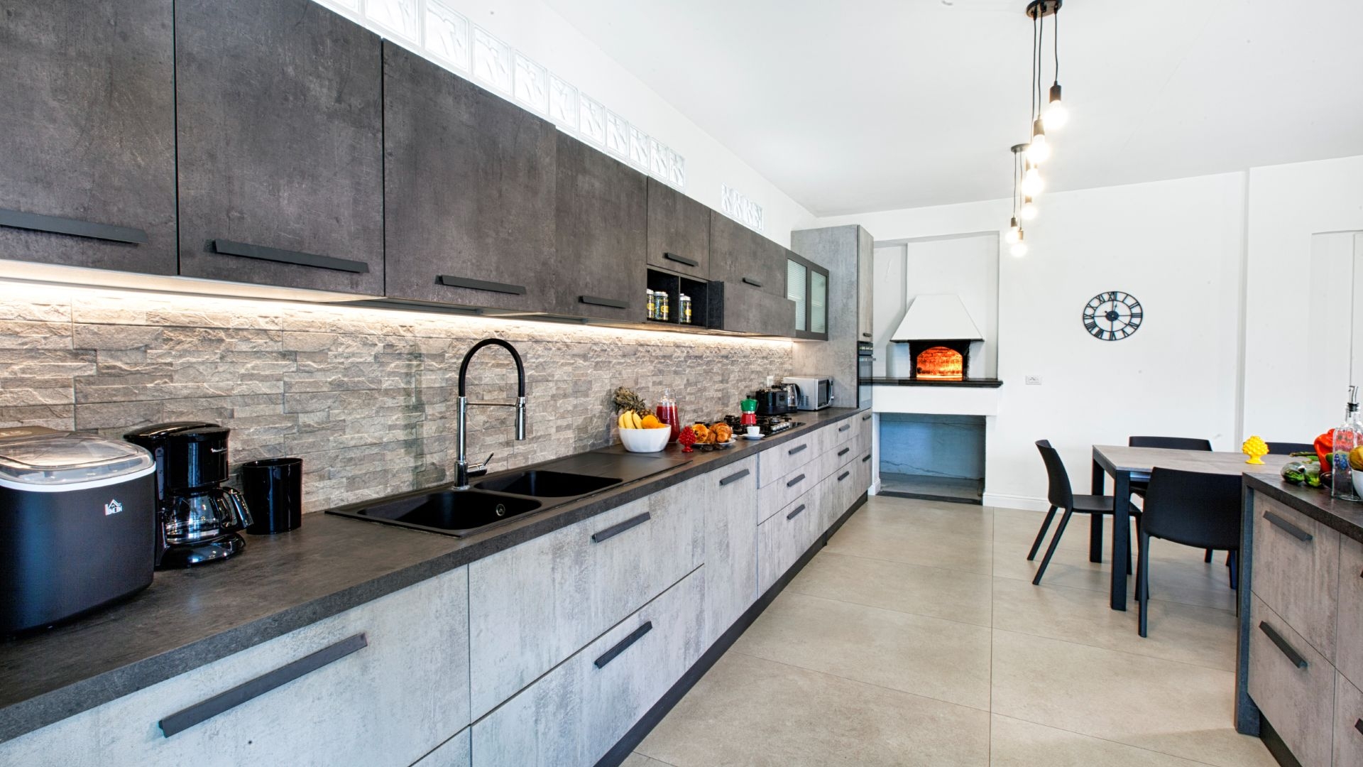 Villa Priora with shared pool 20 Villas in Italy