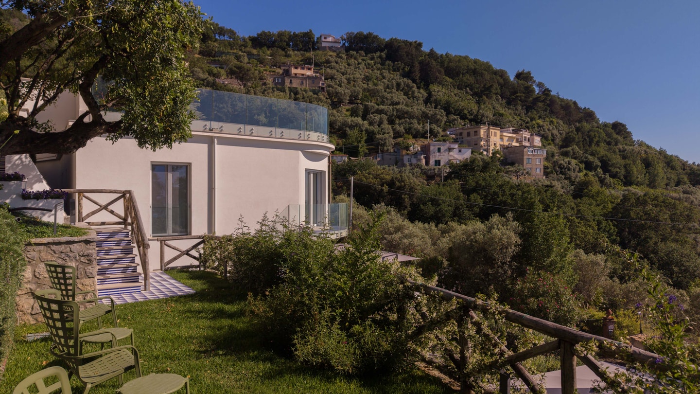 Villa Baia Serena, Panorama with Private Pool 52 Villas in Italy