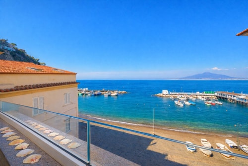 Casa Del Porto, Sea View Sorrento Apartment Villas in Italy